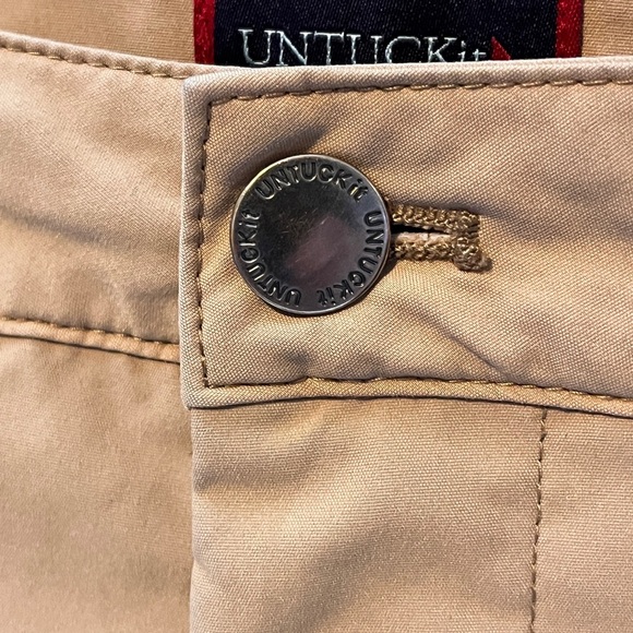 UNTUCKit Men's Beige Flat Front Khaki Shorts 40 - Picture 6 of 13